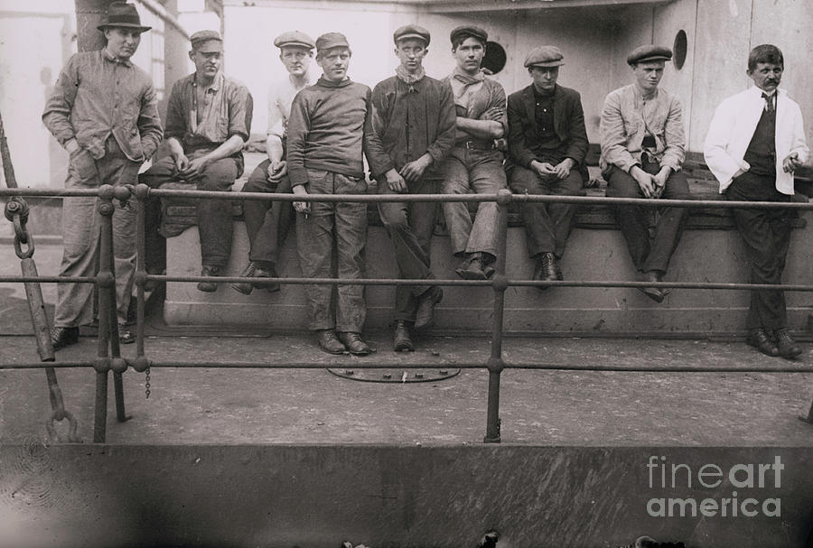 The Storstad Crew Photograph by Bettmann