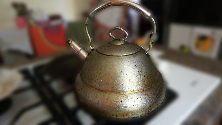 The Tea Pot by Sarah Hanley The Tea Pot by Sarah Hanley