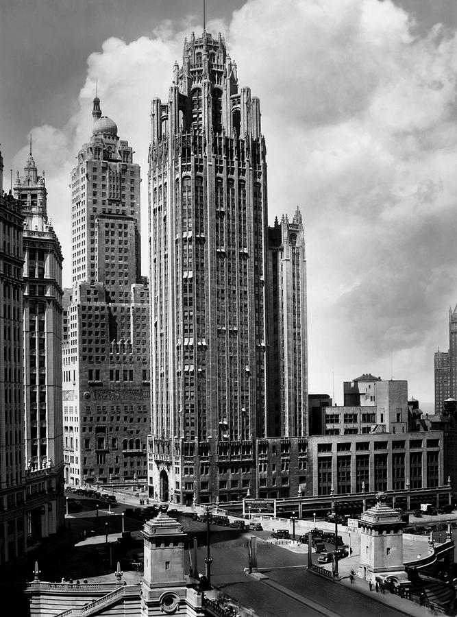 The Tribune Tower Building, Chicago Photograph by John Parrot - Fine ...