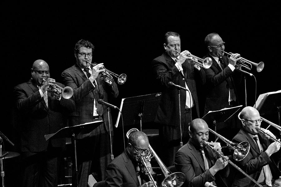 The Vanguard Jazz Orchestra 8 Photograph by Lee Santa