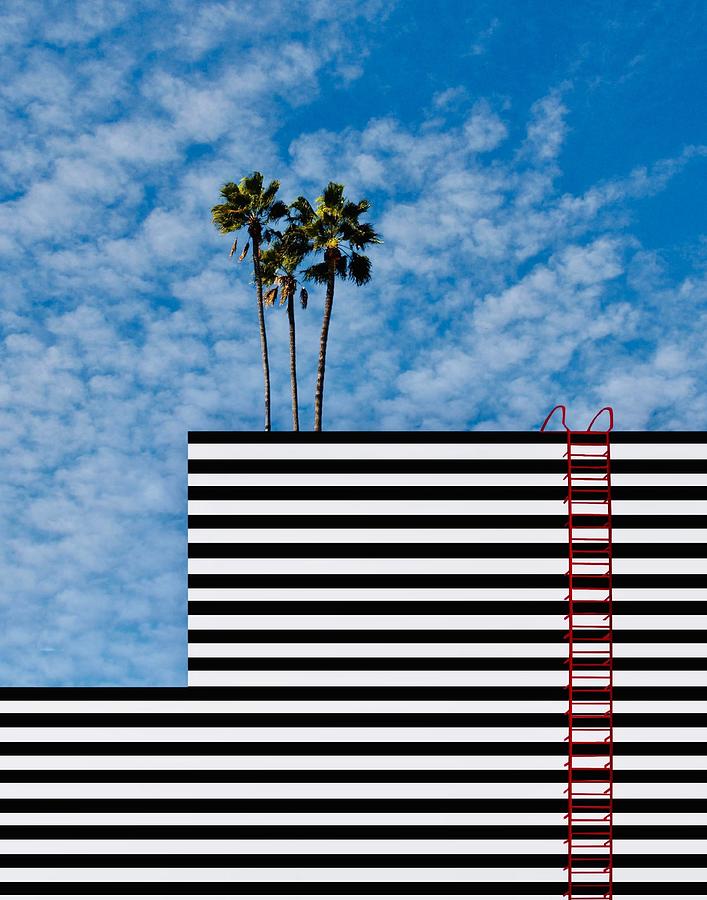Los Angeles Photograph - The Wall - Downtown Los Angeles California by Arnon Orbach