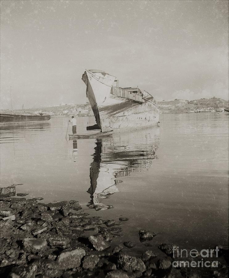 Ship Photograph - The wreck by Venancio Diaz