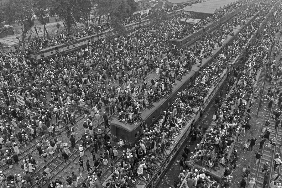 Train Photograph - Thousands Of Travelers by Azim Khan Ronnie