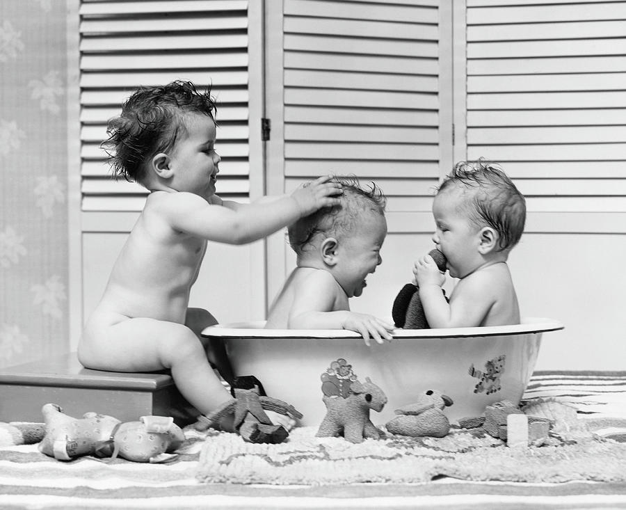 Three Babies In Wash Tub, Bathing Photograph by H. Armstrong Roberts