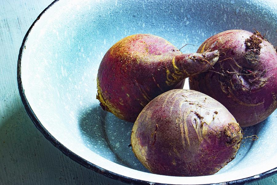 Three Beetroot In An Enamel Bowl Photograph by Charlotte Von Elm