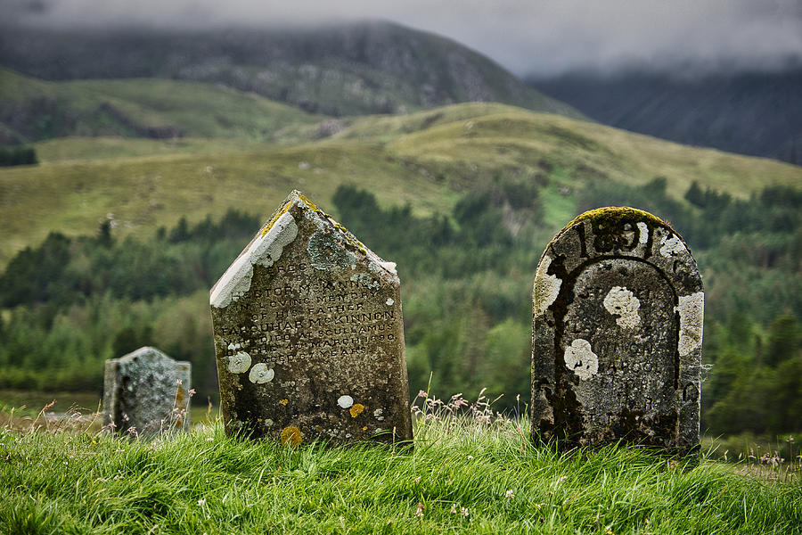 Three Graves - Scotland Photograph by Stuart Litoff