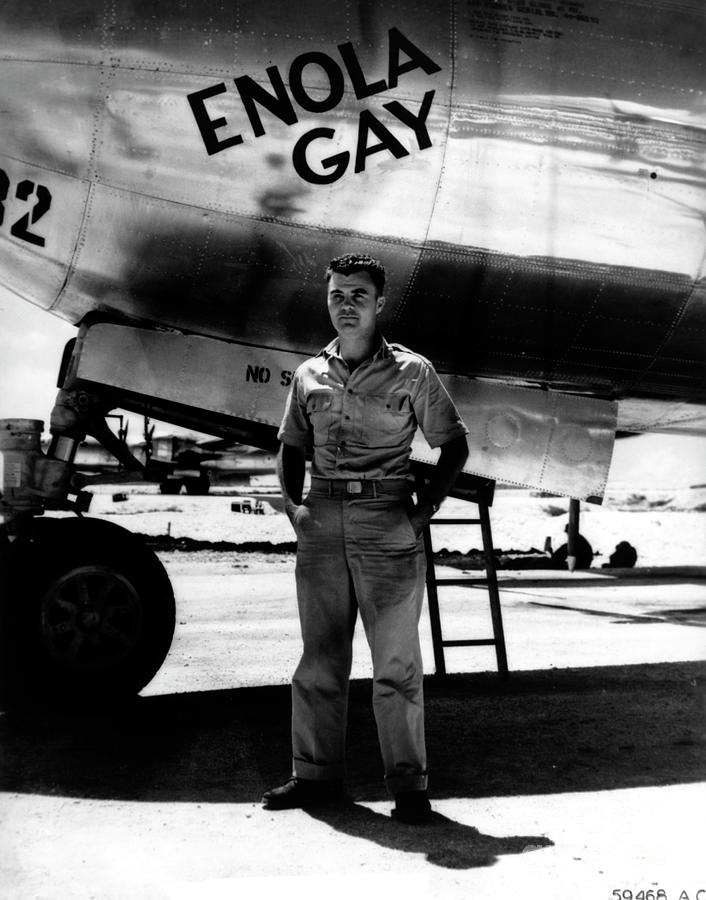 Enola Gay Photograph - Tibbets And Aircraft Which Dropped First Atom Bomb by Us Air Force/science Photo Library