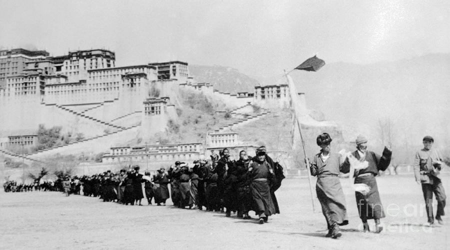 Tibetan Rebels Filing Out Of Palace Photograph by Bettmann