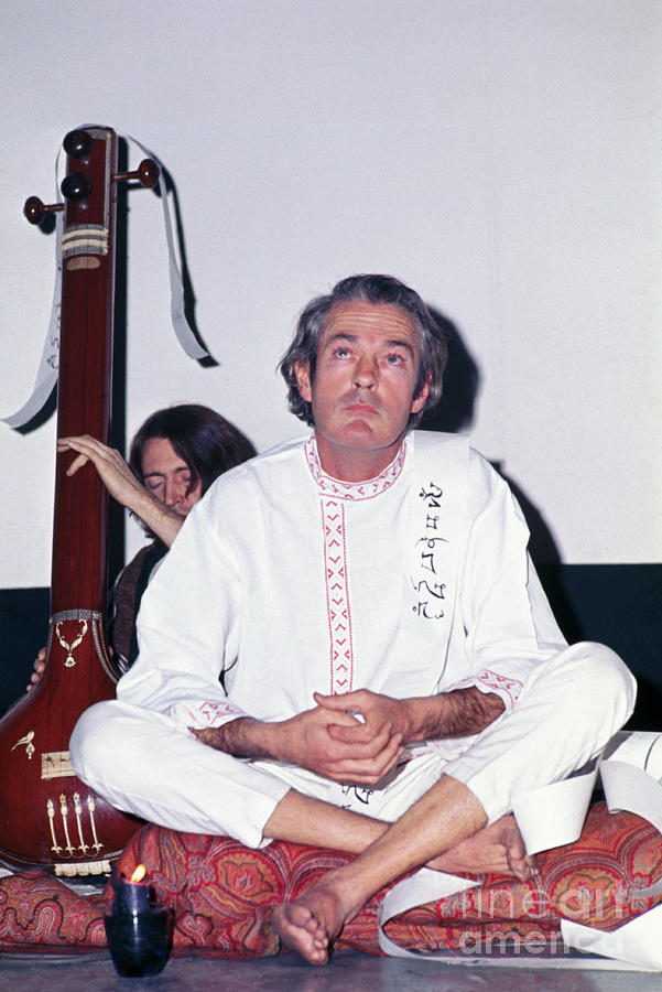 Timothy Leary Photograph by Bettmann