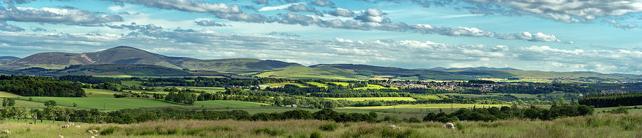 Tinto and Lanark from Kilncadzow Photograph by Dave Wilson