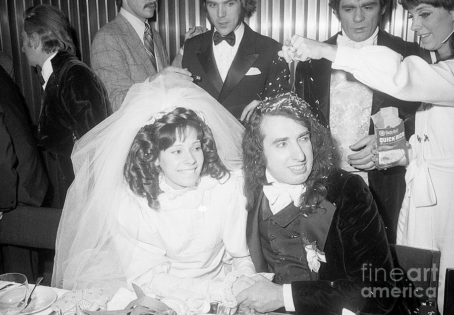 Tiny Tim And Miss Vicki At Their Wedding Photograph by Bettmann