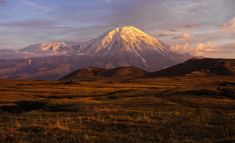 Mountain Photograph - Tolbachik Volcano by Ivan A. Godovikov