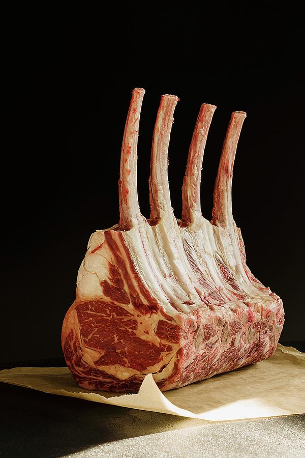 Tomahawk Rack Of Ribs a Rack Of Beef Ribs With Extra Long Bones ...