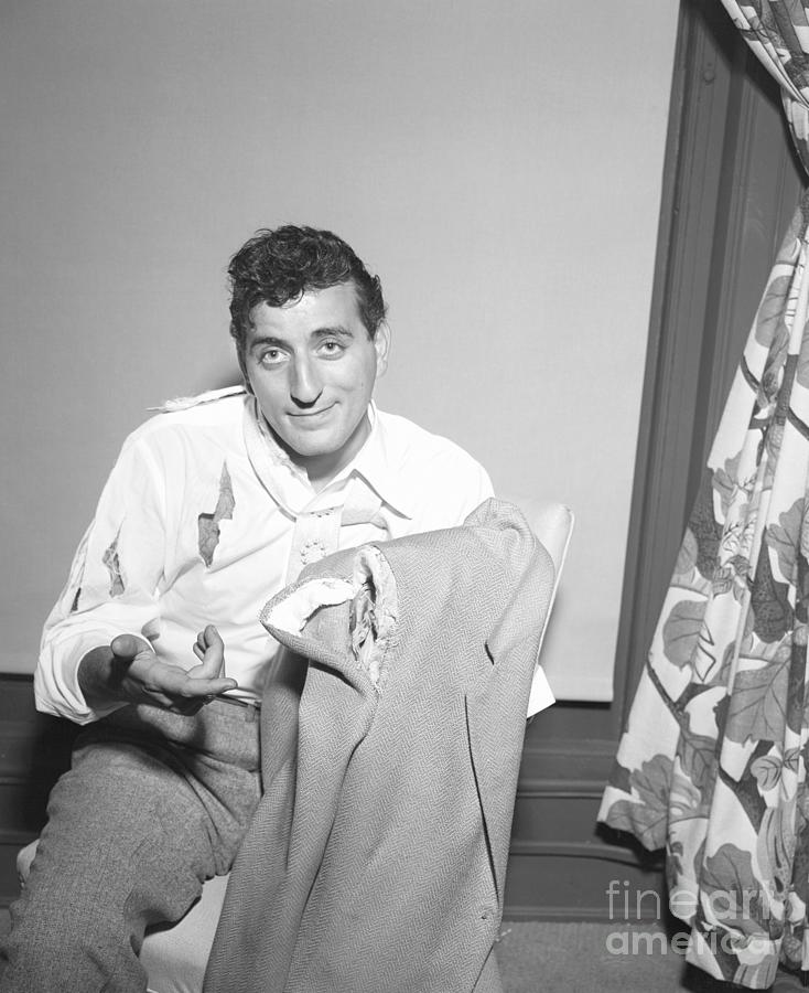 Tony Bennett With Ripped Clothing Photograph by Bettmann