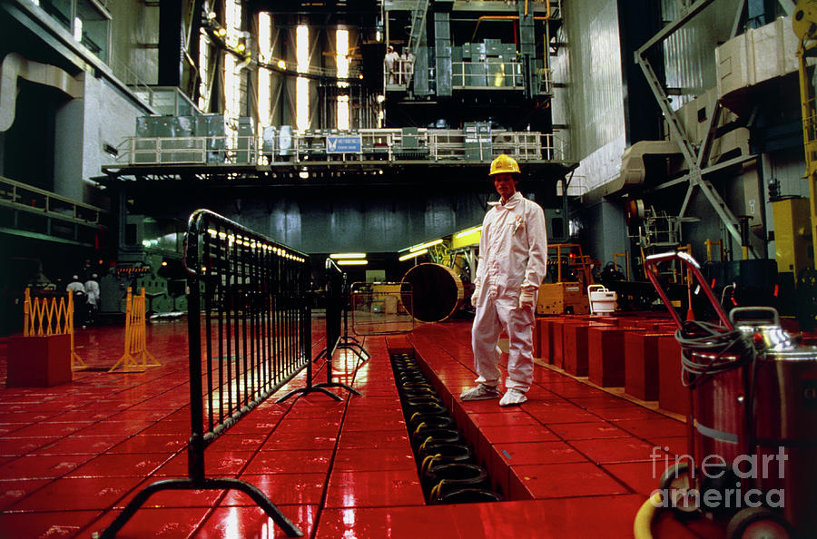 Top Of Reactor  Photograph by Jerry Mason/science Photo Library