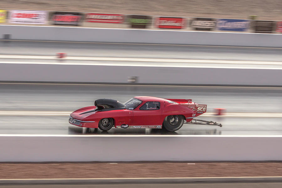 Top Sportsman Vette Photograph by Darrell Foster