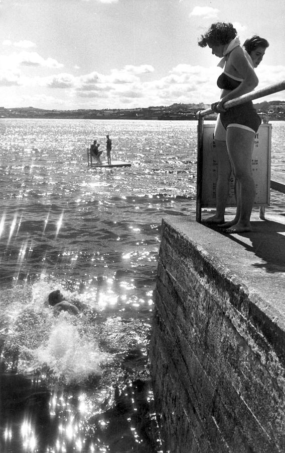 Torquay Bathing Photograph by John Chillingworth