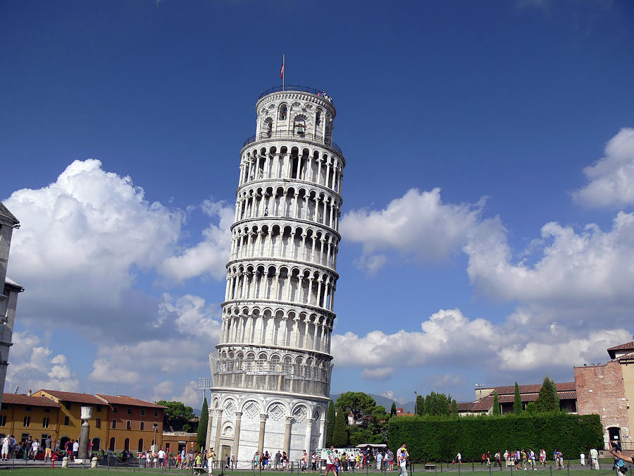 Torre Inclinada De Pisa Photograph by Phooey