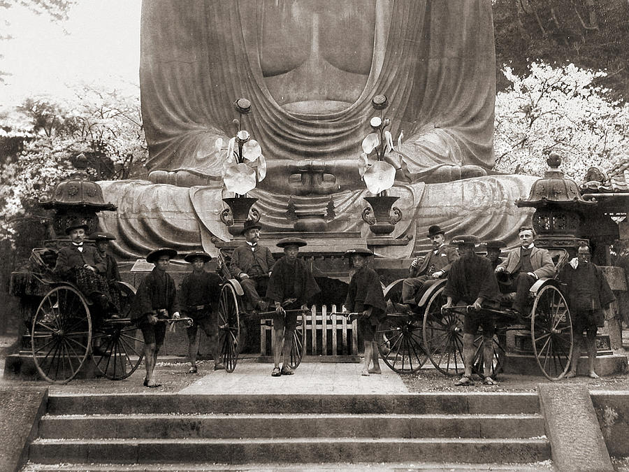 Tourists at the Kamakura Buddha Painting by Unknown