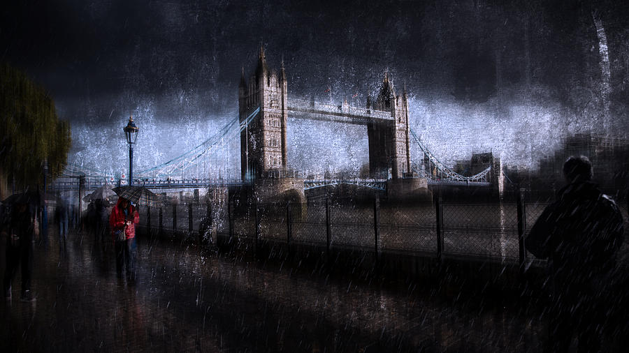London Photograph - Tower Bridge by Nicodemo Quaglia