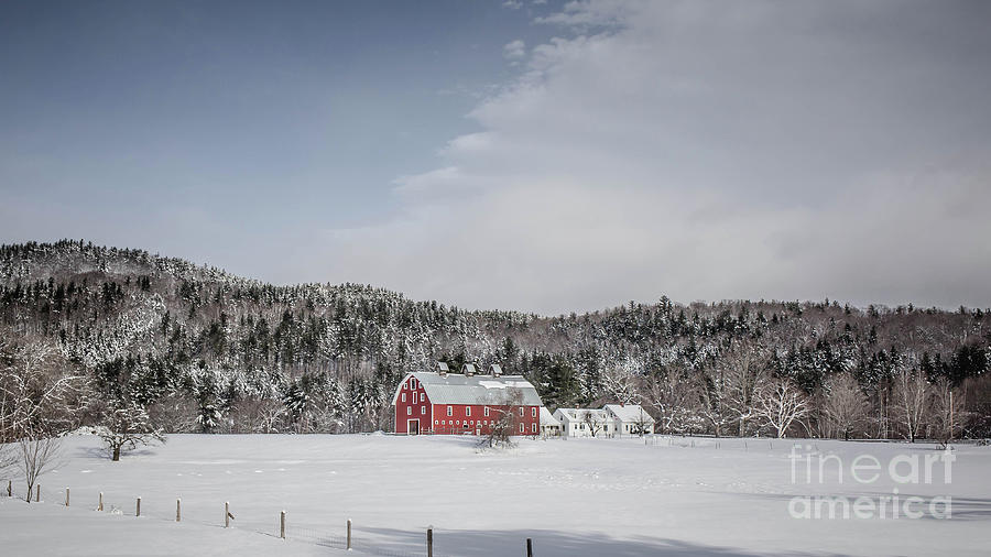 Traditional New England Farm in Winter Photograph by Edward Fielding