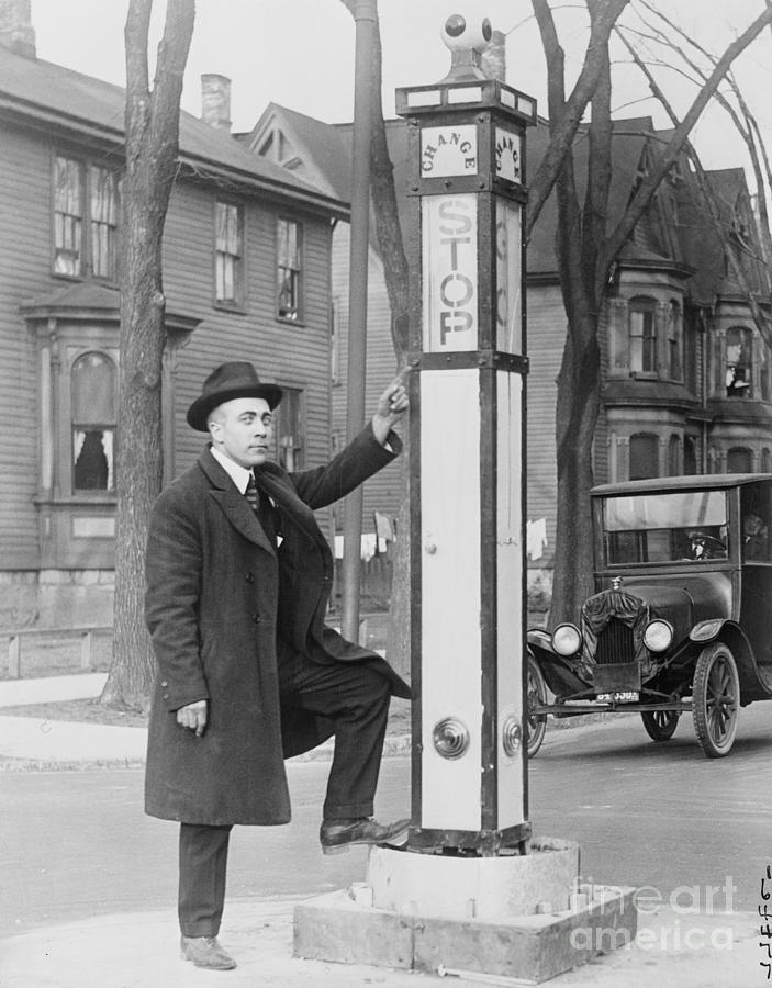 Traffic Signal Invention Photograph by Bettmann