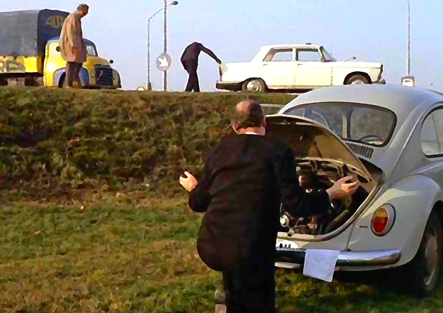 trafic-1971-priest-and-volkswagen-el-han
