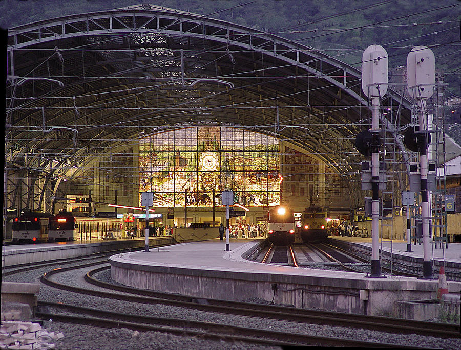 Train Station Photograph by Flickr.com/photos/txanoduna/