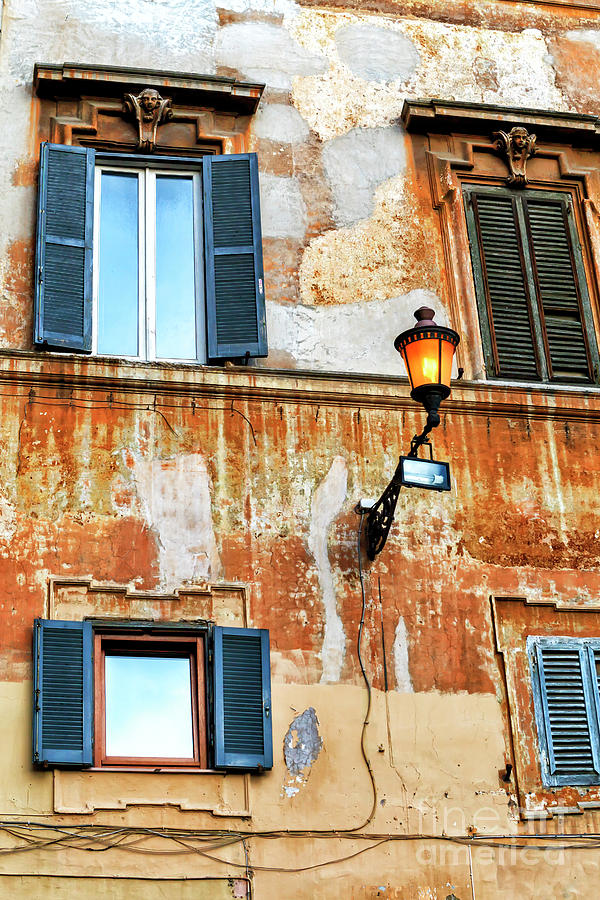 Trastevere Old Building in Rome Photograph by John Rizzuto