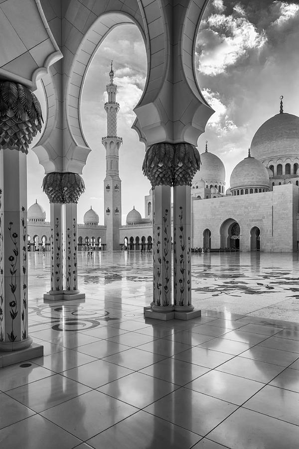 Travel To Abu Dhabi Photograph by Rostislav Kralik