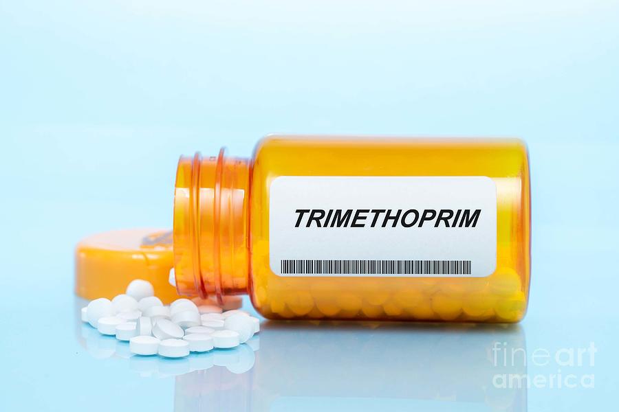 Bottle Photograph - Trimethoprim Pill Bottle by Wladimir Bulgar/science Photo Library