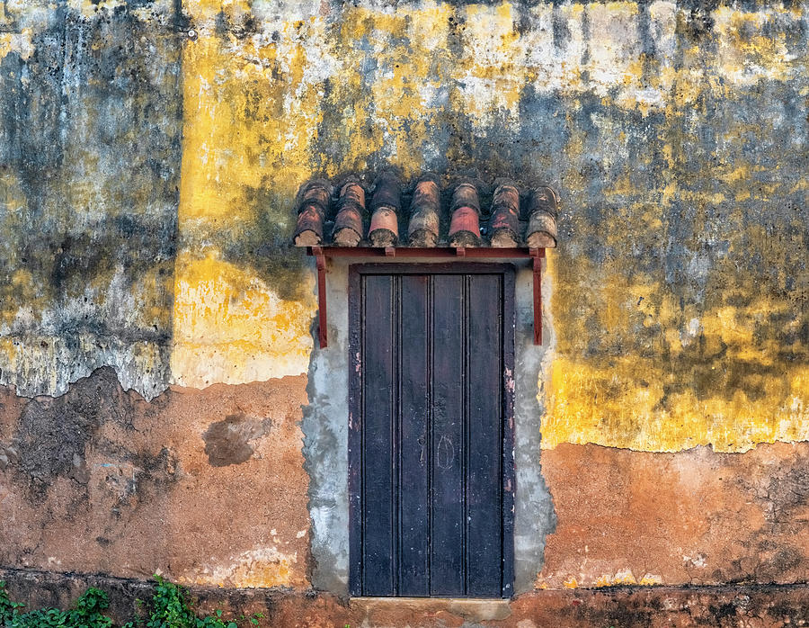 Trinidad Door Photograph by Tom Singleton