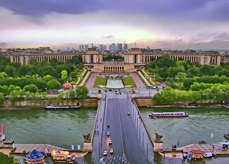 Trocadero and the Seine - Paris Photograph by Nikolyn McDonald