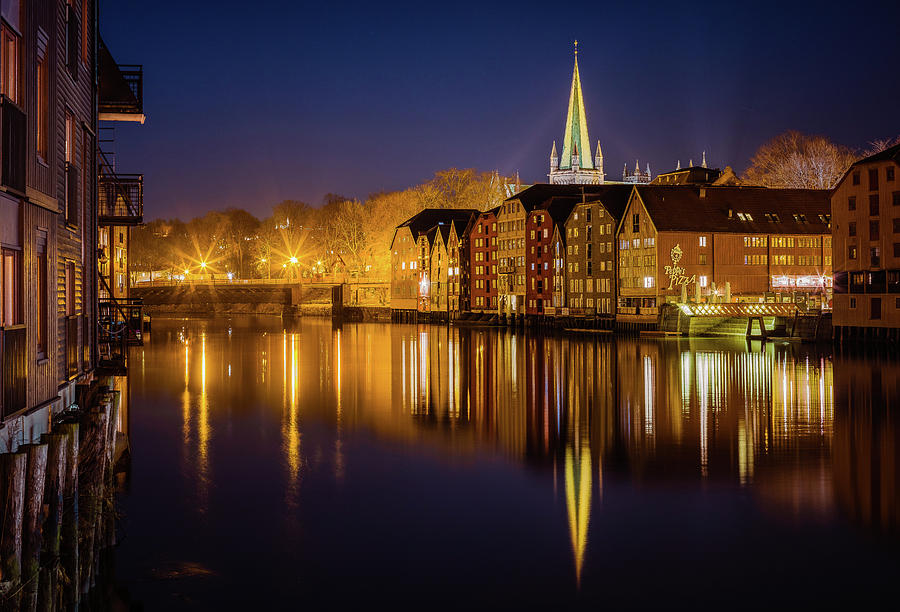Trondheim night with Nidelva Mirror by Aziz Nasuti Trondheim night with Nidelva Mirror by Aziz Nasuti