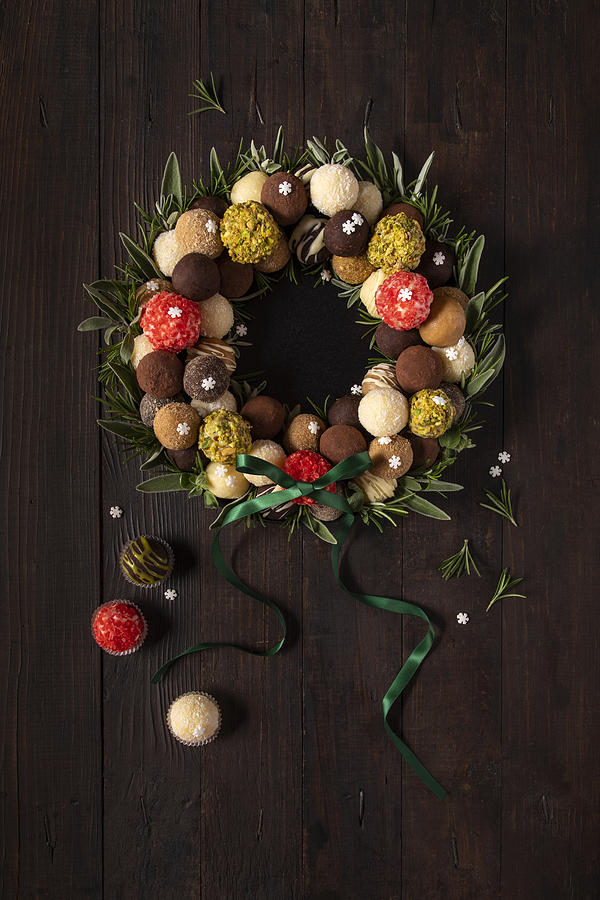 Still Life Photograph - Truffles Christmas Wreath by Diana Popescu