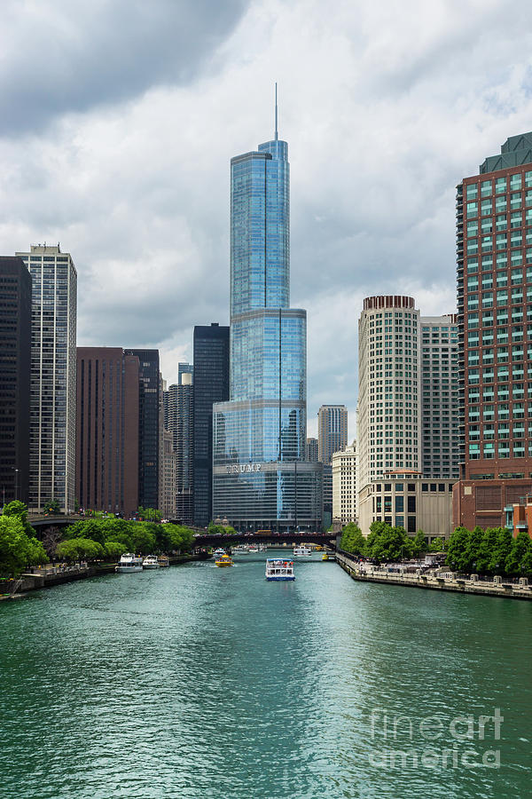 Trump Tower Chicago River Photograph by Jennifer White