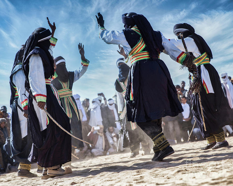 Tuareg Traditioanl Dancing Photograph by Sufian Alashger
