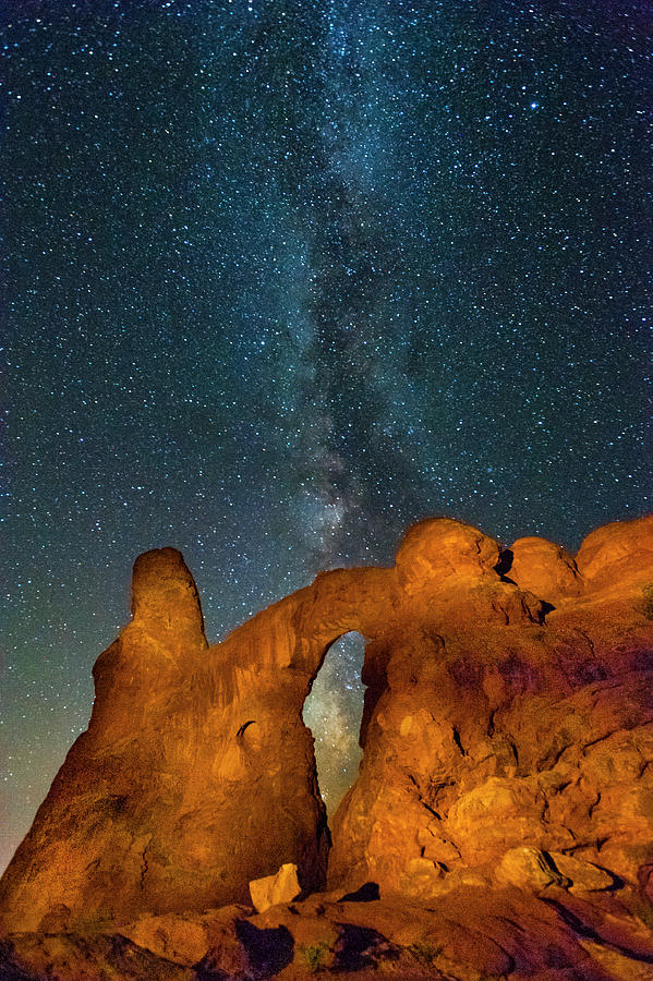 Turret Arch And The Milky Way Photograph by Jeff Foott
