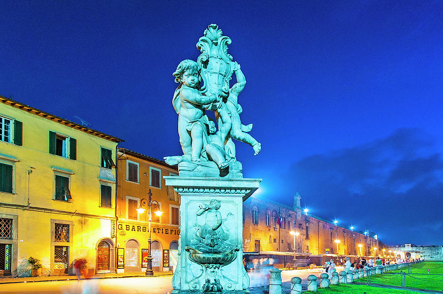 Tuscany, Pisa, Fountain, Italy Digital Art by Glowcam