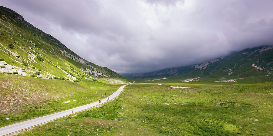 Two cyclists at Campo Imperatore Photograph by Jenco Van Zalk
