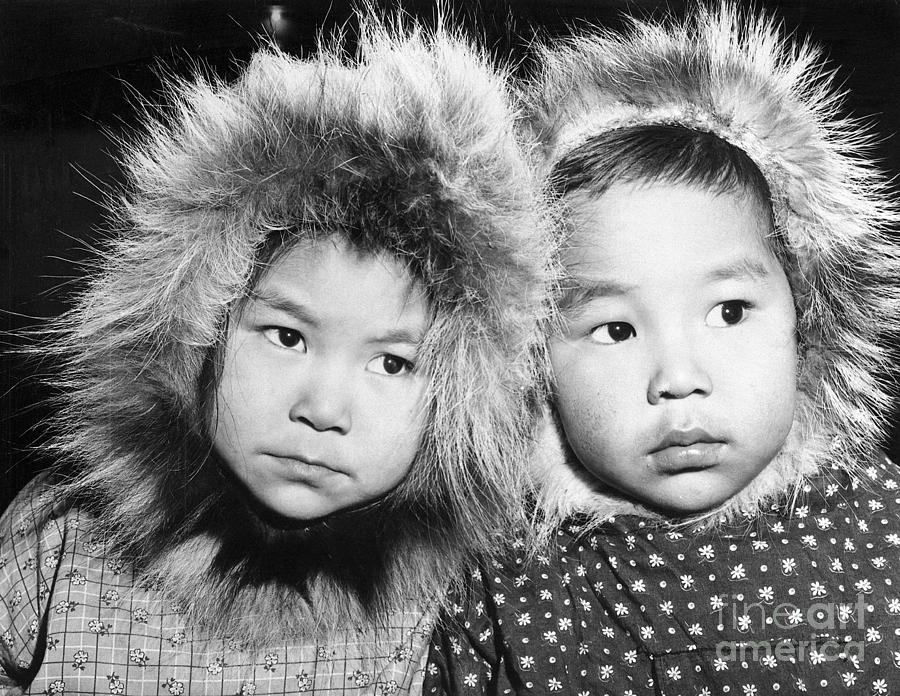 Two Eskimo Children Photograph by Bettmann