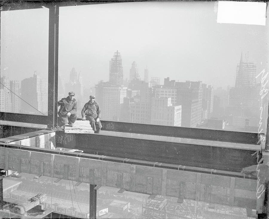 Two Workers Sitting On A Steel Beam Photograph by Chicago History Museum