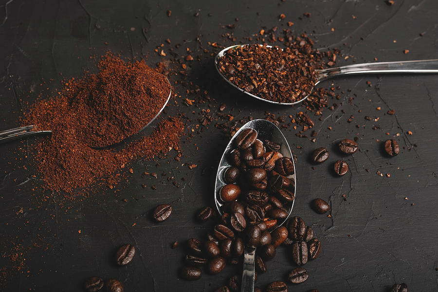 Types Of Coffee Grounds Instant, Powder And Coffee Beans In Spoons ...