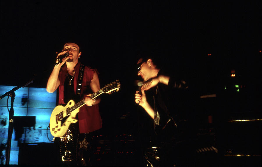 U2 Photograph - U2 In Concert by Mediapunch