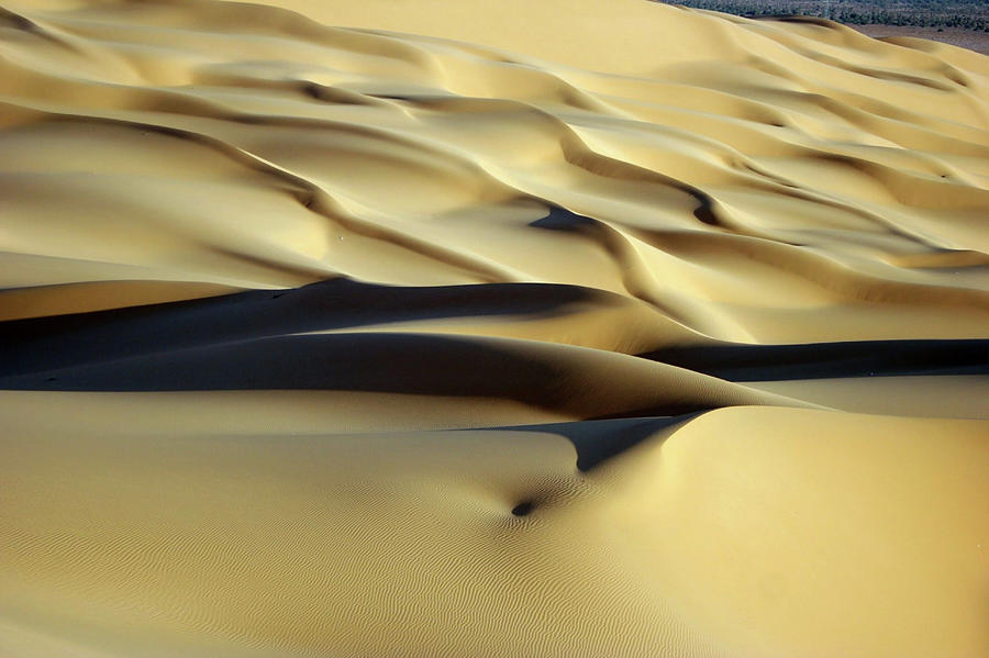 Ubari Sand Sea, Libya Photograph by Joe & Clair Carnegie / Libyan Soup