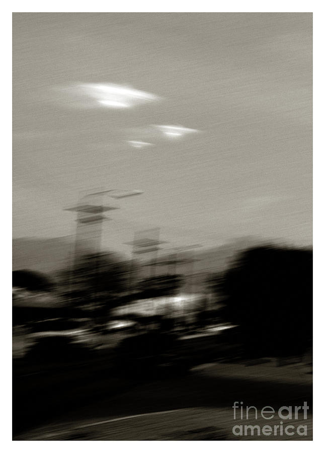 Science Fiction Photograph - Ufos by Detlev Van Ravenswaay/science Photo Library