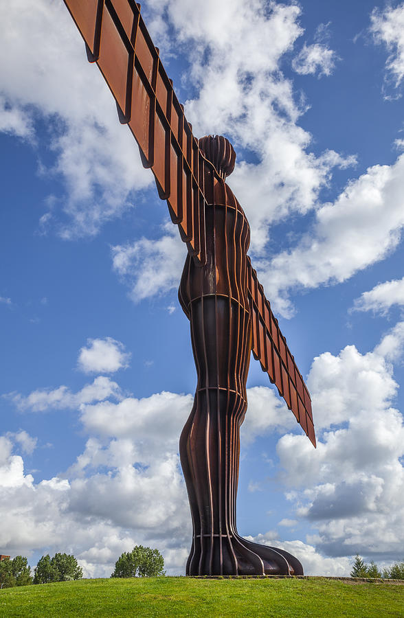 Uk, England, Tyne And Wear, Great Britain, British Isles, Gateshead, The Massive Angel Of The North Sculpture By Antony Gormley Against A Blue Summer Sky Digital Art by Simon Toffanello