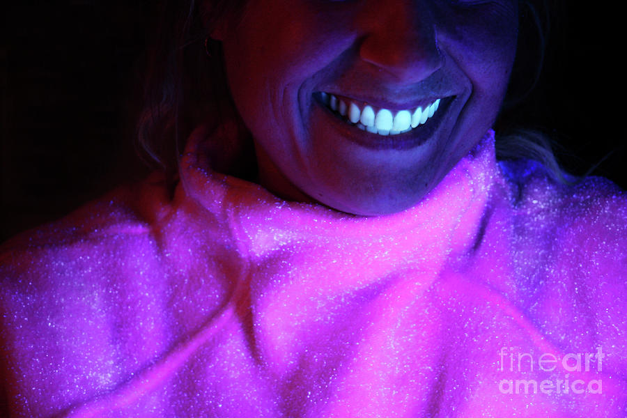 Ultraviolet Light Photograph By Cordelia Molloyscience Photo Library Pixels 3790