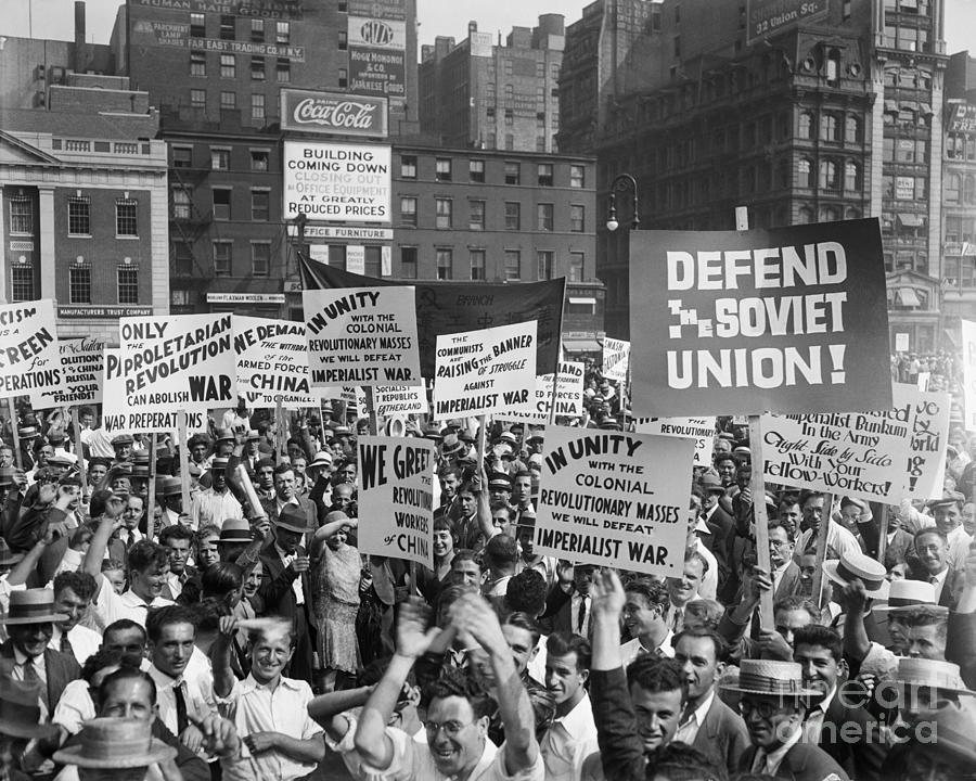 Union Sqaure Communist Demonstration Photograph by Bettmann