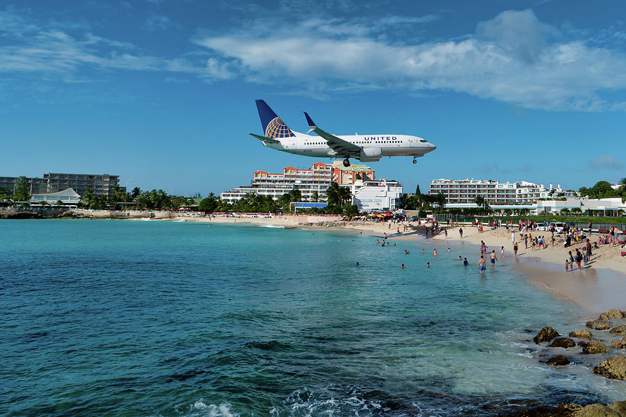 United Airlines at SXM Photograph by David Gleeson